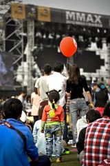 高清图：玛克思大爬梯疯狂依旧 朴树压轴引万人合唱