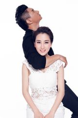 组图：马苏吴奇隆情侣写真曝光 清新甜蜜温暖相拥