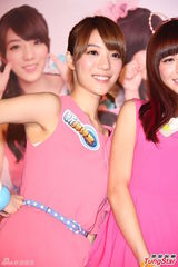 组图：台湾少女团体Popu Lady粉红现身代言游戏