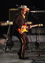 组图：鲍勃-迪伦北京开唱 首度登陆内地乐迷朝圣