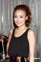 高清组图：容祖儿等歌手出席活动 讲述歌手生路历程