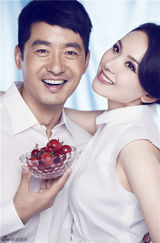 组图：郭晓冬程莉莎甜蜜回顾 模范夫妻7年之暖