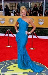 高清组图：美国演员工会奖红毯 妮可娜塔丽争艳