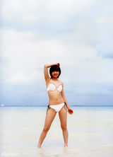 组图：后藤真希夏日海边写真 清凉泳装大秀性感