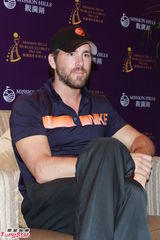 组图：瑞恩-雷诺兹新片学国语 透露将回老家过生日