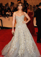 高清组图：纽约大都会庆典 洛佩兹亮相礼服华丽