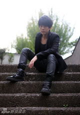 组图：HIT-5日本街头拍写真 捕捉瞬间潮感十足