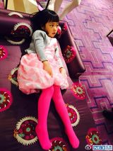 组图：赵薇一家游台湾 小四月琼瑶似亲祖孙