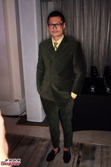 组图：陈茵媺看好陈豪得视帝 周秀娜秀长腿不慎走光