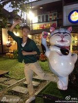 组图：众星欢乐庆圣诞 Angela可爱林志玲性感