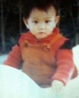 组图：郭美美童年照曝光 网友呛动刀工程不小