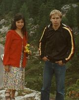 组图：翁美玲生前英国旧照曝光 与荷兰男友恩爱