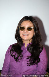 组图：赵薇助阵李樯新书发布 被指人红体胖