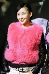 组图：《王的盛宴》首映 群星助阵首映红毯