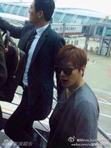 组图：李敏镐抵京备战春晚 引发机场拍照狂潮