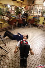 组图：C All Star拍《老调儿》MV 重温记忆