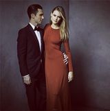 组图：奥斯卡晚宴写真 露皮塔幸福抱小金人