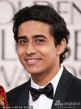 组图：金球奖红毯男星潇洒比帅 简单展魅力