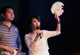 幻灯图：杨若兮三度泪洒公益晚会 成“筹款福星”
