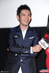 组图：黄晓明台湾行程满 嘴甜要嫁粉丝