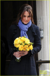 组图：凯特王妃怀孕后首亮相 威廉王子一旁护驾