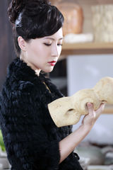 刘梓妍《陶之恋》造型冷艳至上