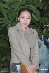 组图：吕慧仪结婚秀钻戒 陈志云等好友到场庆贺