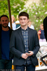 组图：“哈里”丹尼尔助阵《杀死汝爱》发布会