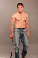 幻灯图:王挺时尚写真出炉 完美诠释魅力型男