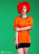 幻灯：芙蓉不畏“乌鸦”称号 披三国队服尽显妖娆