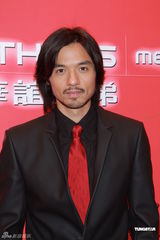 组图：吴彦祖冯德伦合开公司 与华谊签约合拍电影