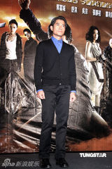 组图：郭富城拍打片保持身材 与舒淇默契如老夫老妻