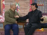 幻灯图集：赵本山小品《捐助》亮相 王小利抢眼