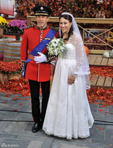 放大镜：好莱坞群星万圣节“捣蛋”指南(组图)