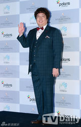 组图：韩星朴正哲大婚 朴宝英等到场祝贺