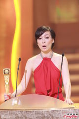 组图：TVB台庆江美仪《冲上云霄2》获最佳女配