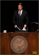 组图：克鲁尼与皮特《第八号提案》同台飙戏