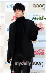 组图：EXO少女时代Sistar等亮相K-pop颁奖礼