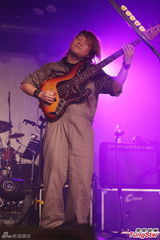 组图：Beyond叶世荣台北开唱 明年将发新专辑