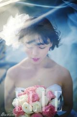 组图：Wondergirls先艺蜜月写真与新郎甜蜜亲吻