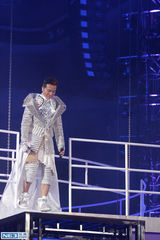 组图：左麟右李十年个唱落幕 重回港乐黄金年代