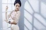 组图：秦岚频获杂志邀请拍大片 演绎优雅清新夏日风