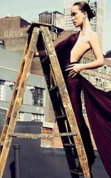 组图：奥利维亚-维尔德登《嘉人》 性感写真曝光