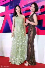 组图：丛林仙子江一燕清爽靓丽 加冕舞台新锐大奖