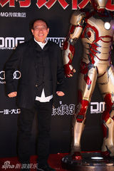 组图：《钢铁侠3》首映红毯 唐尼王学圻亮相