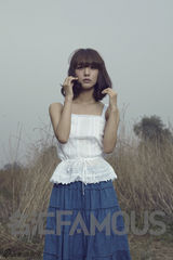 组图：王珞丹登《风尚志》封面 转变风格展现个性