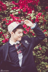 组图：韩团SHU-I变身学长学弟 演绎理想男友