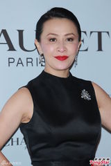 组图：刘嘉玲黑色晚装尽显华贵