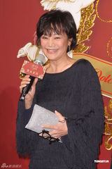 组图：张艾嘉露背装豪气大笑 隋棠遇旧爱同场不尴尬