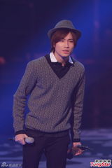 组图：容祖儿九夺劲歌金曲歌后 林峰获最受欢迎